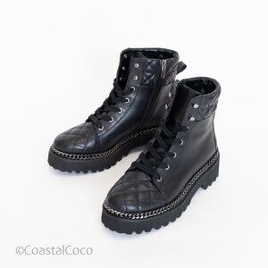 Vince Camuto Merindil Leather Combat Boots 8.5 Black Quilted Metal Chain Chunky